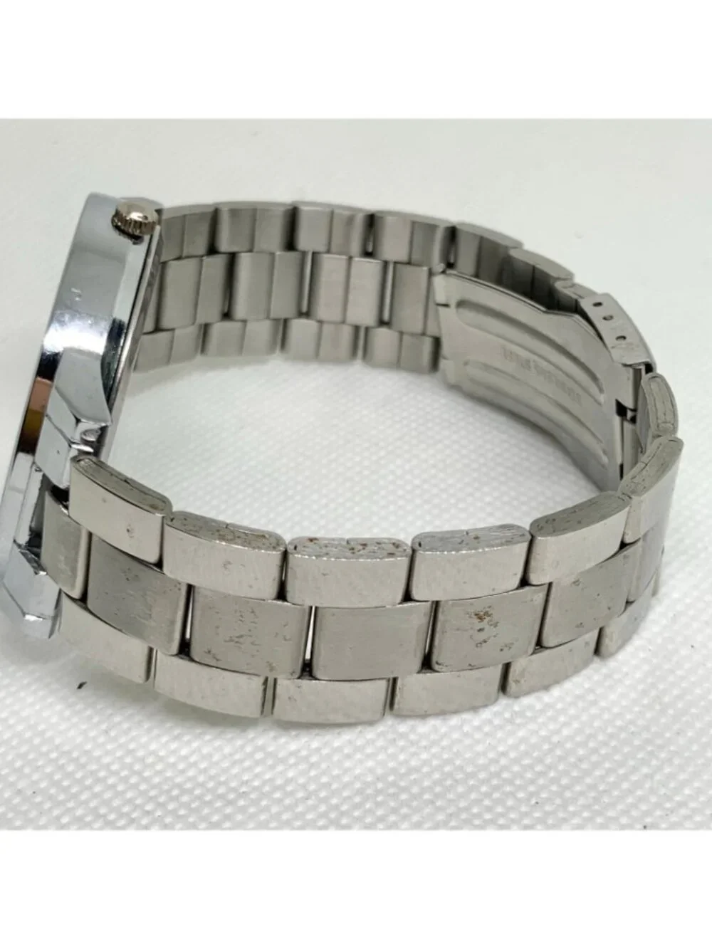 Sinobi men watch 40mm silver tone black dial Roman indices quartz 7.5” running